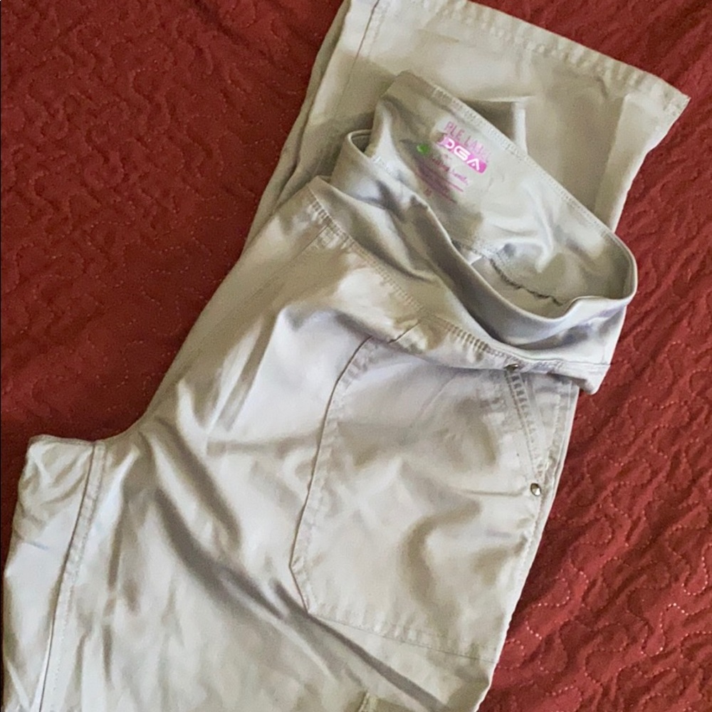 Scrub pants